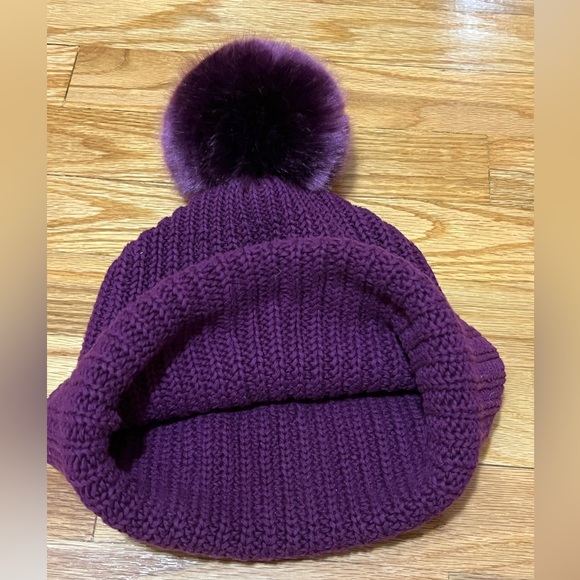 Love Your Melon beanie - Picture 3 of 3